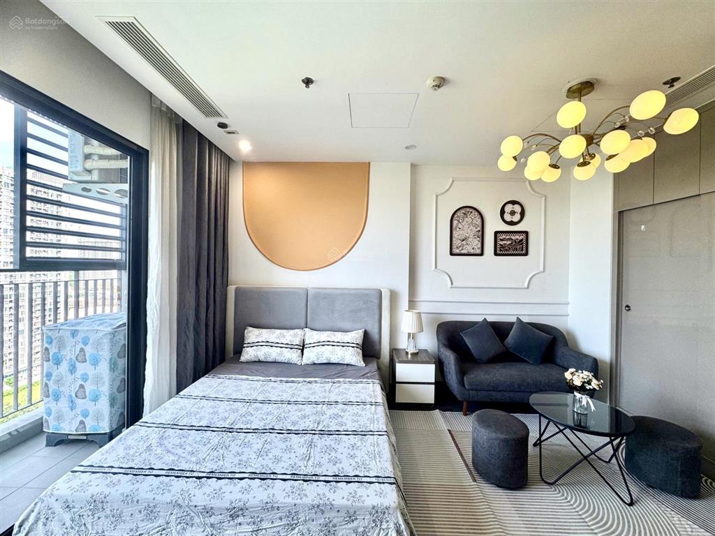 Mình cần bán gấp căn studio mình vừa mua nhưng có chút trục trặc về tài chính nên mình cần bán gấp