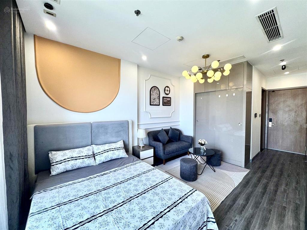 Mình cần bán gấp căn studio mình vừa mua nhưng có chút trục trặc về tài chính nên mình cần bán gấp