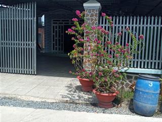 Chính chủ cần bán gấp căn nhà 3 mt gần kcn phước đông, gò dầu, tây ninh