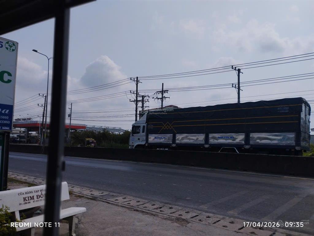 Chính chủ cần bán gấp lô đất mt đường đt 830 ngay xã lương bình, bến lức, long an