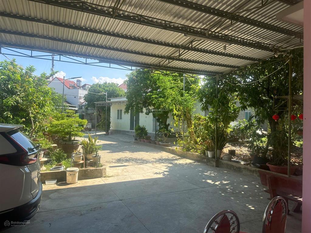 Chính chủ cần bán gấp căn nhà vườn cây ăn quả ngay thị trấn diên khánh, khánh hòa
