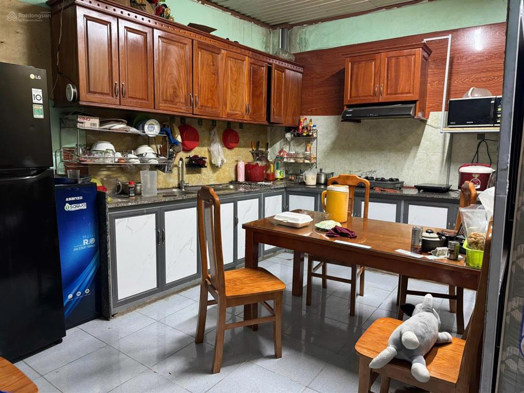 Chính chủ cần bán gấp căn nhà 2 mt đường hà giang, phường lộc sơn, tp. bảo lộc, lâm đồng