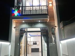 Chính chủ cần bán căn nhà đẹp không gian mở hiện đại ngay xã mỹ hạnh nam, đức hòa, long an