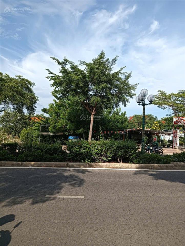 Cc cần bán gấp lô đất mt đường nguyễn tri phương, p. mỹ bình, tp. phan rang  tháp chàm, ninh thuận