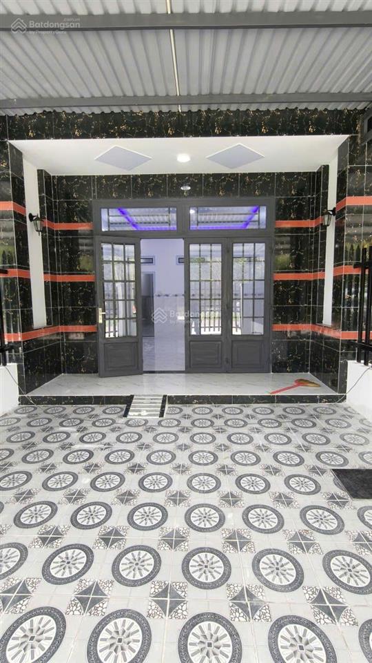 Chính chủ cần bán gấp căn nhà mặt tiền đường dh13, xã chà là, dương minh châu, tây ninh