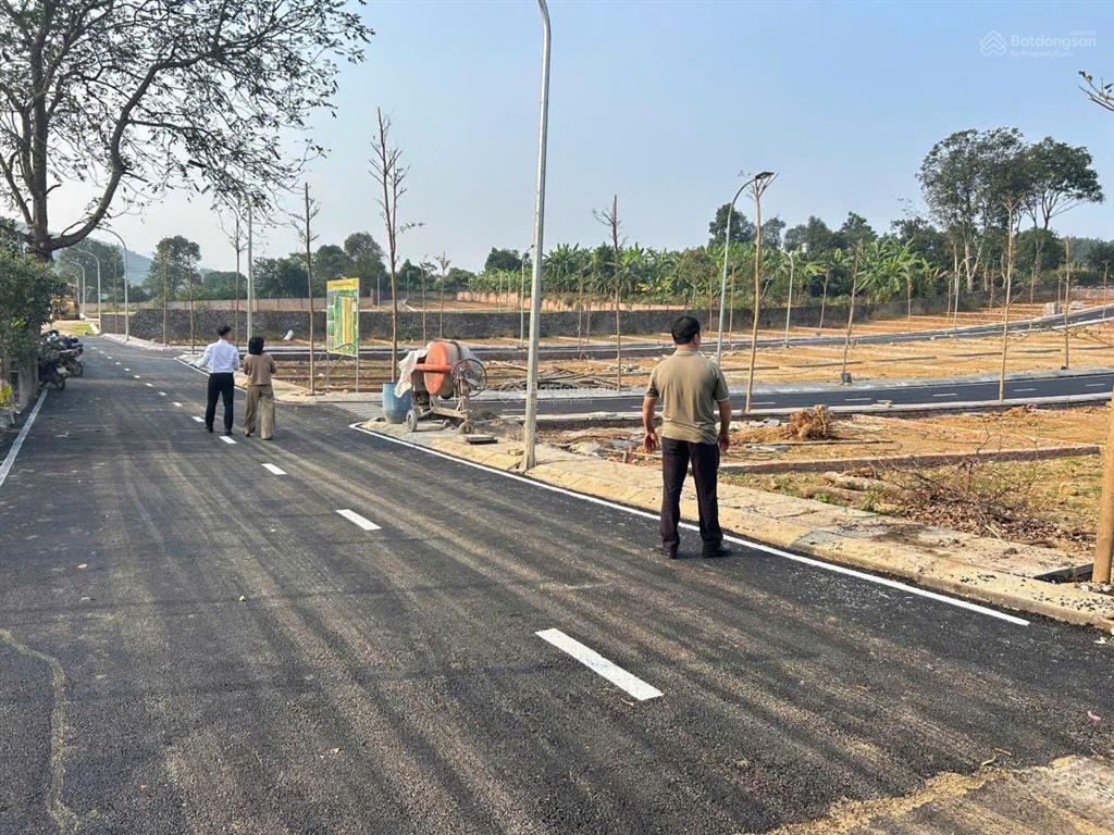 Chính chủ cần bán gấp lô đất ngay tt thị trấn ba hàng đồi, lạc thủy, hòa bình