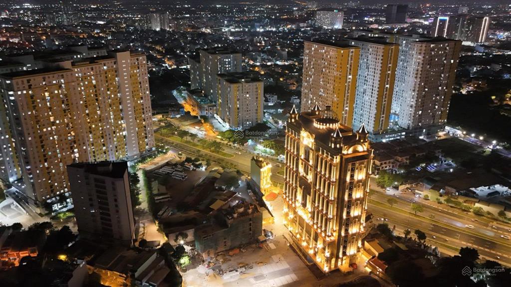 Cho thuê căn hộ city gate 3 phòng ngủ , có ít đồ điện, giá 10triệu/th