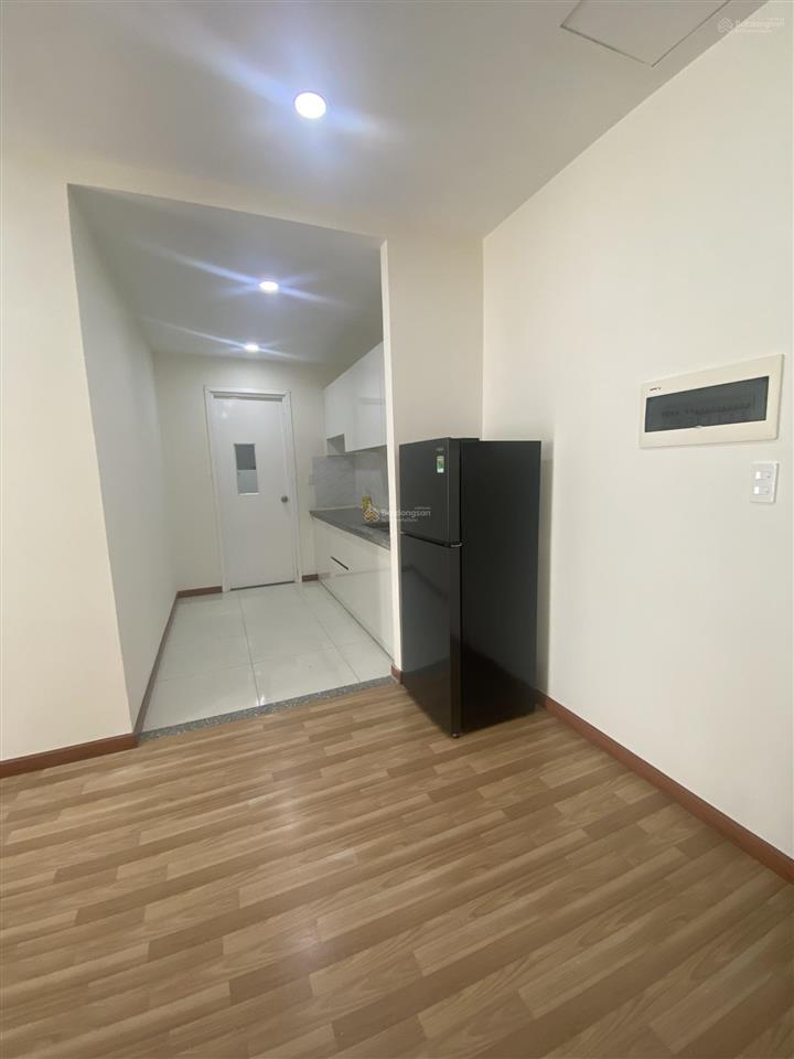 Cho thuê căn hộ q6, 2pn 72m2 giá 9,5 triệu, sẵn nội thất