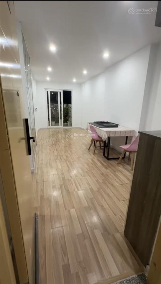 Cho thuê cc 2pn, 2wc giá siêu hời 8.5triệu nội thất cơ bản tại city gate towers, võ văn kiệt