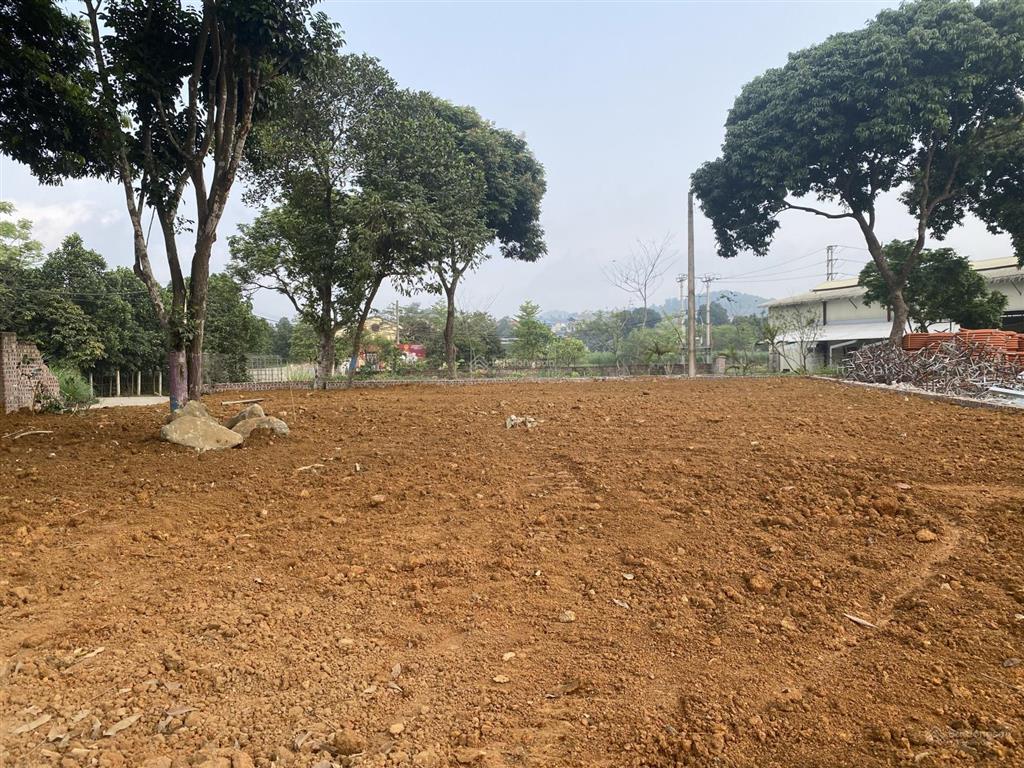 Chính chủ gửi bán lô đất đẹp sổ hồng còn thơm mùi mực 0972 731 ***