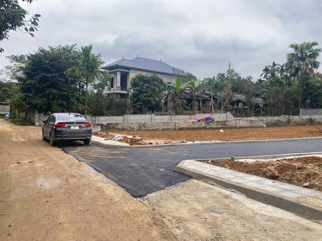 Chính chủ gửi bán lô phun thổ cư vuông như bao diêm tai yên bài hà nôi