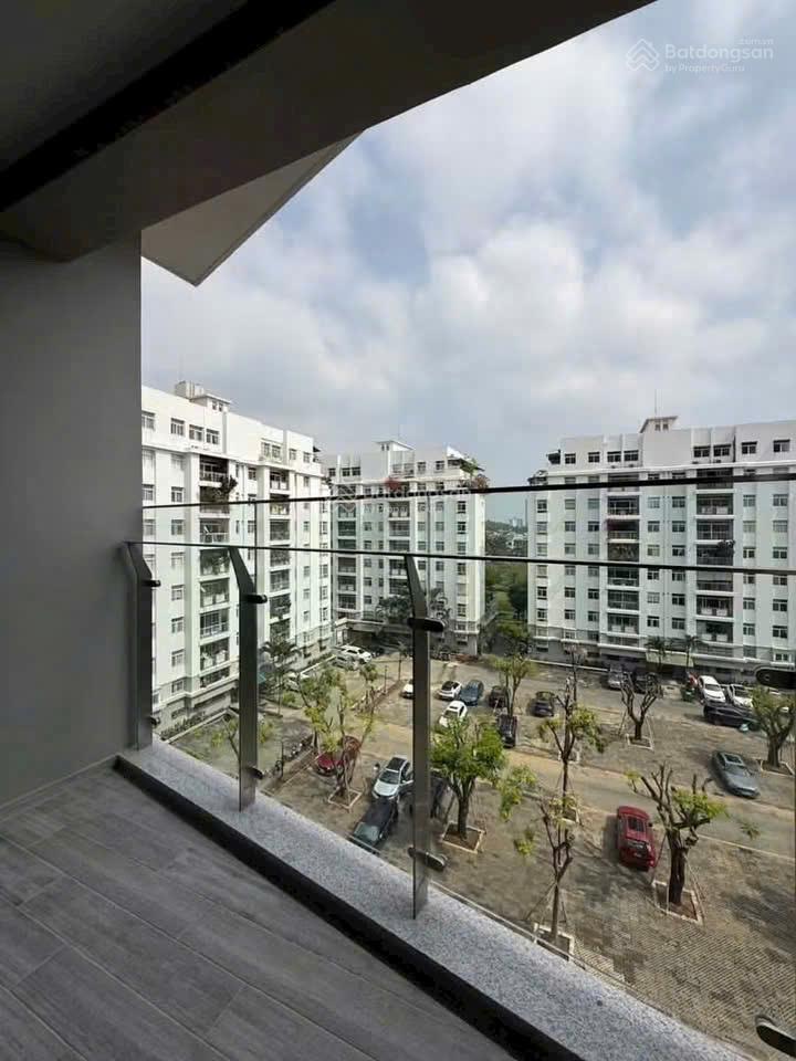 Bán ch 1pn, 52m2, 6,1 tỷ tại the aurora phú mỹ hưng, nguyễn lương bằng, tân phú, q7, hcm