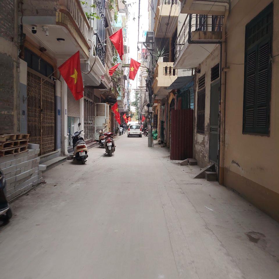 phân lô cán bộ Tô hiệu ,lõi hà đông 50m mt4m 5t,ô tô vào nhà,2 mặt ngõ thông,an sinh tuyệt vời