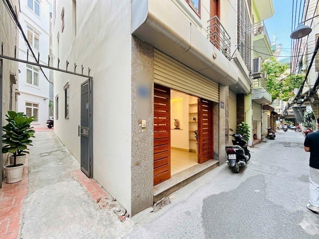 Bán nhà Lô Góc Văn Quán 50m mt4m 4t,ô tô qua nhà,mặt ngõ thông,vừa ở vừa kinh doanh,