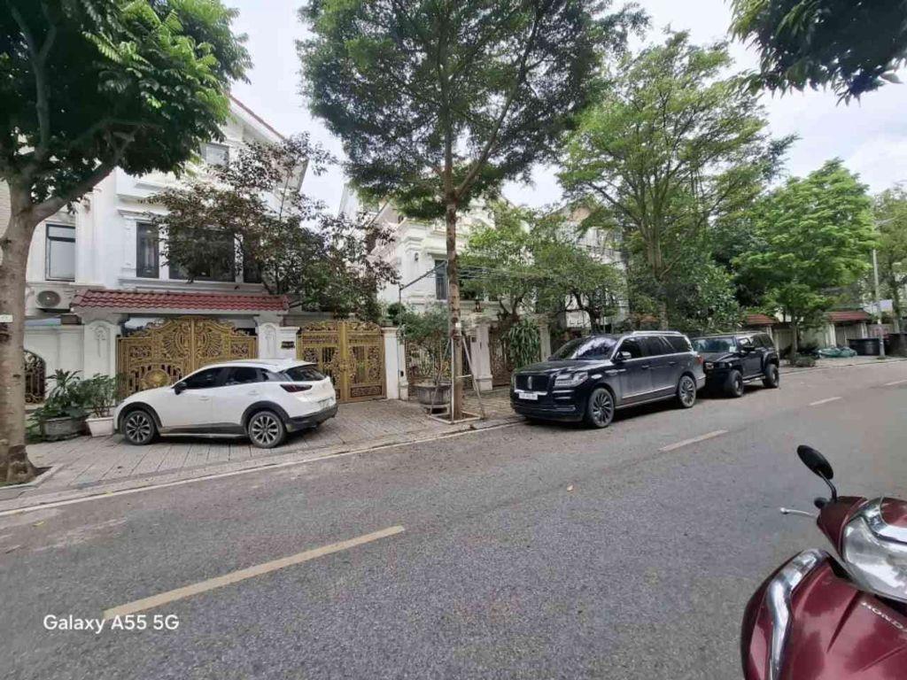 Biệt thự 205m mt10m 4 tầng KDT Văn Phú đẳng cấp sống, Kinh doanh tuyệt với