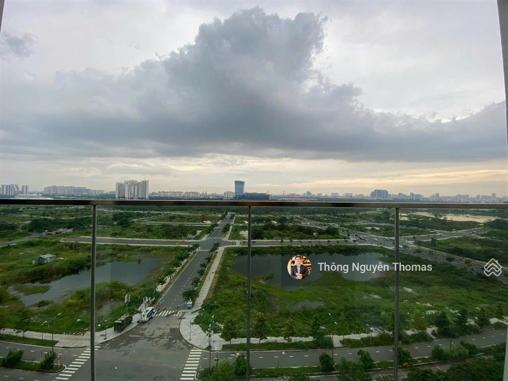 The crest residence bán 2pn căn góc diện tích lớn, 2 mặt view thoáng, sẵn hd thuê