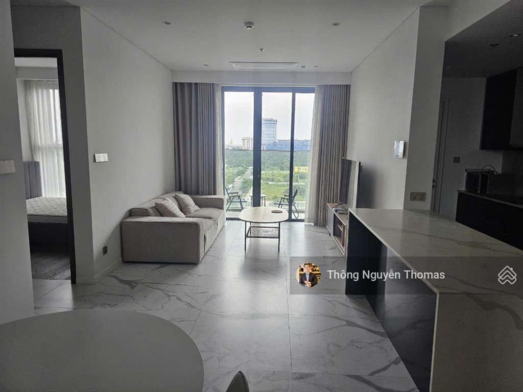 The crest residence bán 2pn căn góc diện tích lớn, 2 mặt view thoáng, sẵn hd thuê