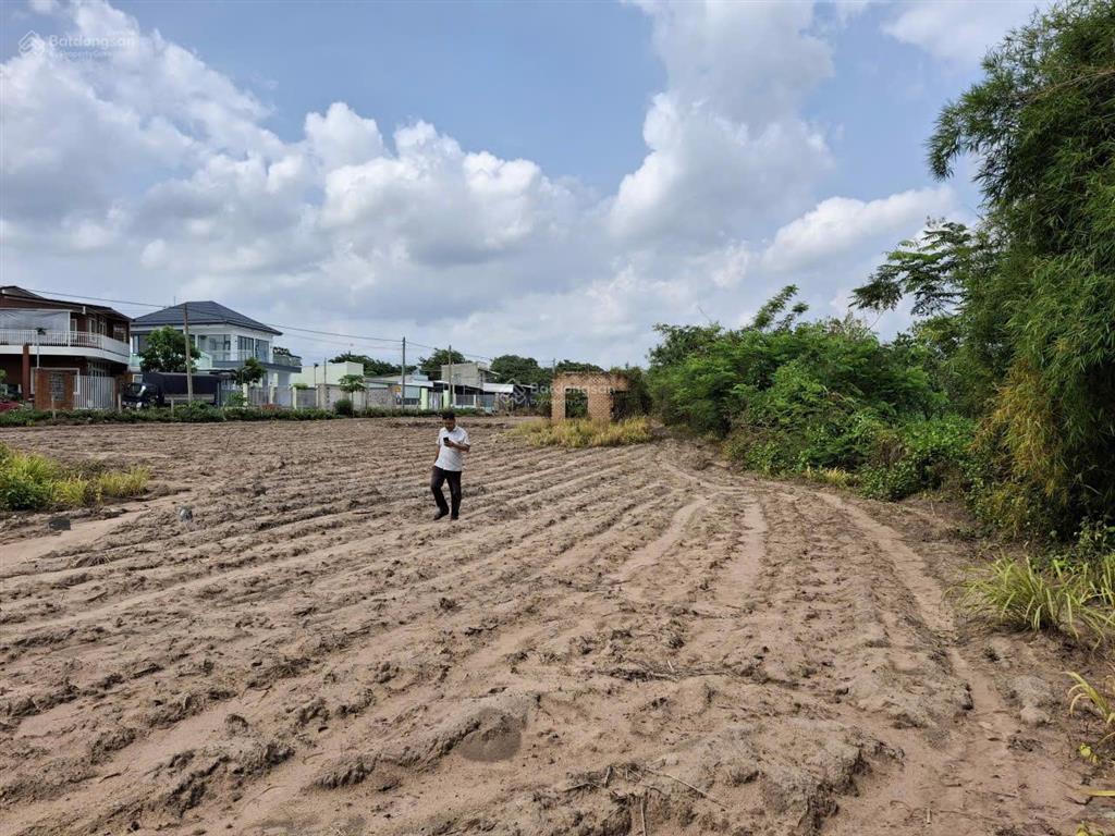 Chính chủ cần bán lô đất 10.816m² đã có sẵn 200m² thổ cư xã hồ tràm, tp hồ chí minh ( xuyên mộc cũ)