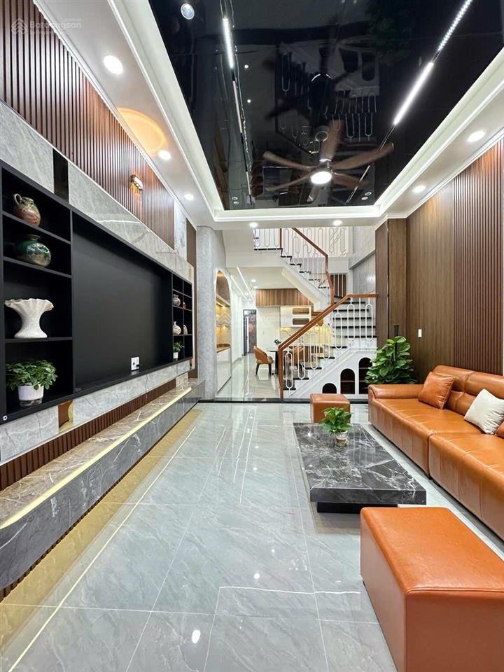 Nhà lầu shr thổ cư đã hoàn công