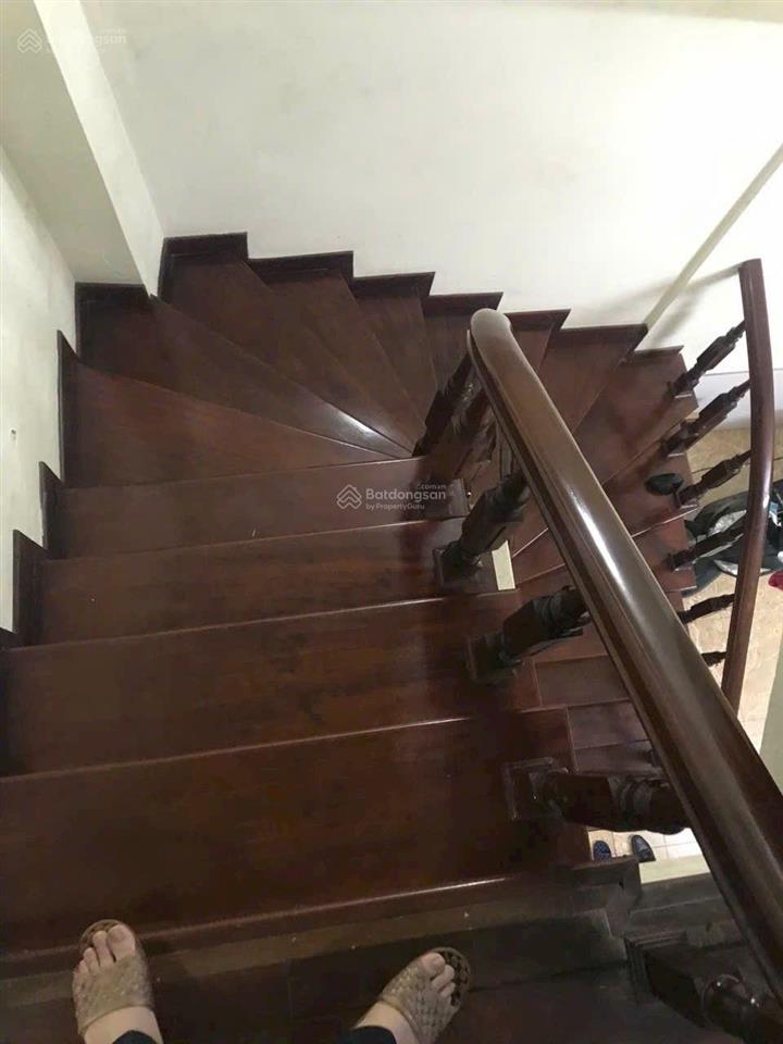 Bán nhà quận hai bà trưng tại phố lạc trung 10 tỷ vnd 36m2 10m ra mặt phố nhà 4 tầng ở ngay.