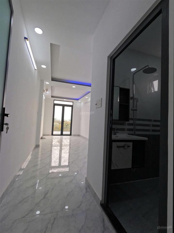 Bán nhà mới diện tích khủng 114.5m2| thiết kế 4 tầng| có sân vườn thoáng mát, đường mai hắc đế q8