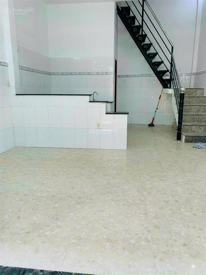 Nhà mới 2 tầng| hẻm 1 sẹc | 2 phòng ngủ, đường hoài thanh phường phú định