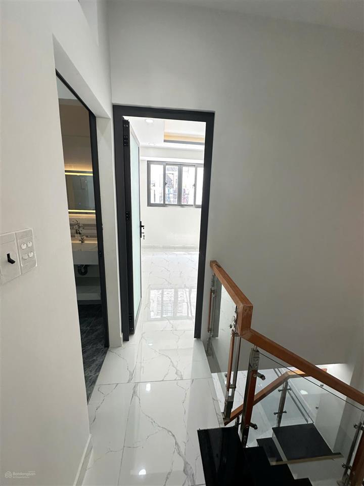 Hàng hiếm! nhà 2 tầng thiết kế hiện đại| 2 phòng ngủ| hẻm 1 xẹt đường lưu hữu phước quận 8