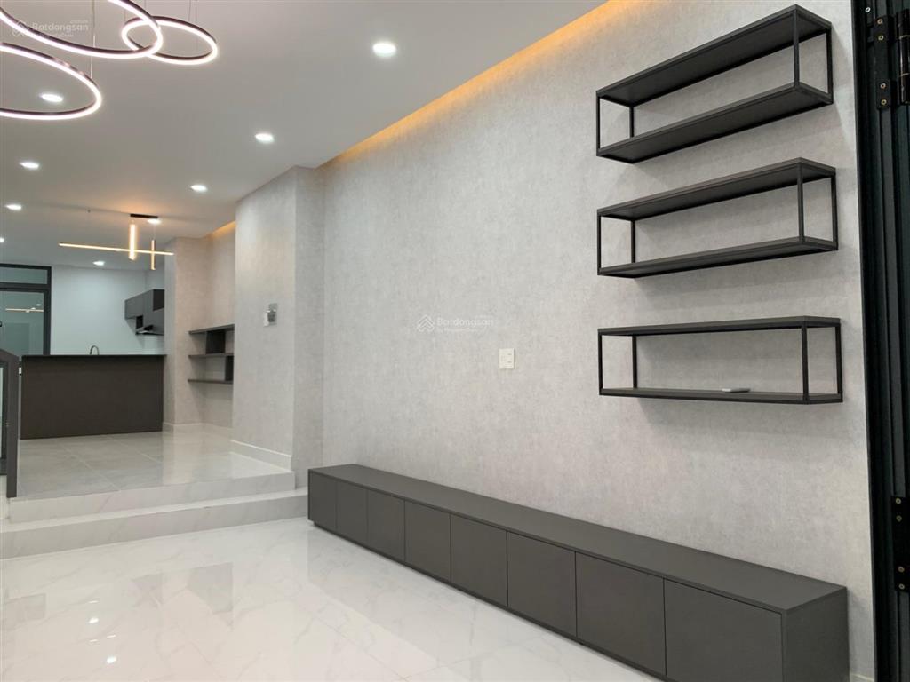 Bán nhà mặt tiền sổ riêng, 4 tầng, ngang 5m dài 20m, kdc phú lợi, đối diện công viên thoáng mát