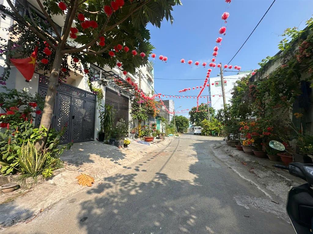 Bán gấp! nền đất sổ hồng riêng, mặt tiền kdc lê bôi, phạm thế hiển quận 8