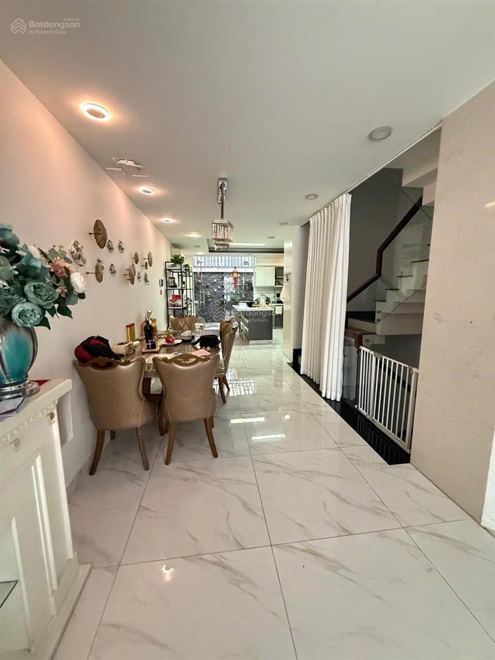 Hàng hiếm! nhà mặt kdc đại phúc, thiết kế hiện đại có hầm, 3 tầng, sân thượng