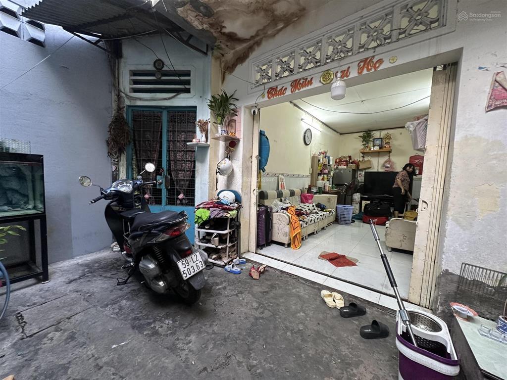 Bán nhà cũ tiện xây mới| diện tích đất 25,2m2, hoàn công 2 tầng, hẻm 1/ tùng thiện vương quận 8