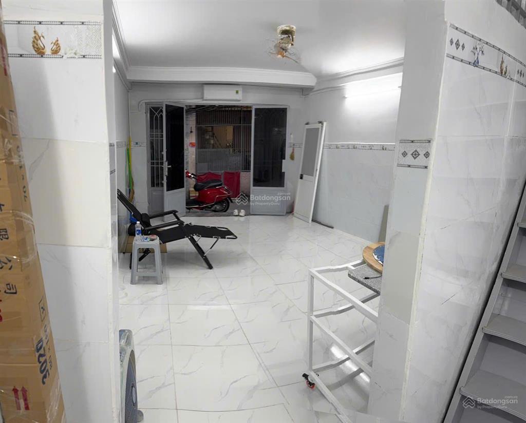 Nhà giá tốt diện tích rộng gần 40m2 hiện hữu, 2 tầng, hẻm thông thoáng, đường dương bá trạc quận 8