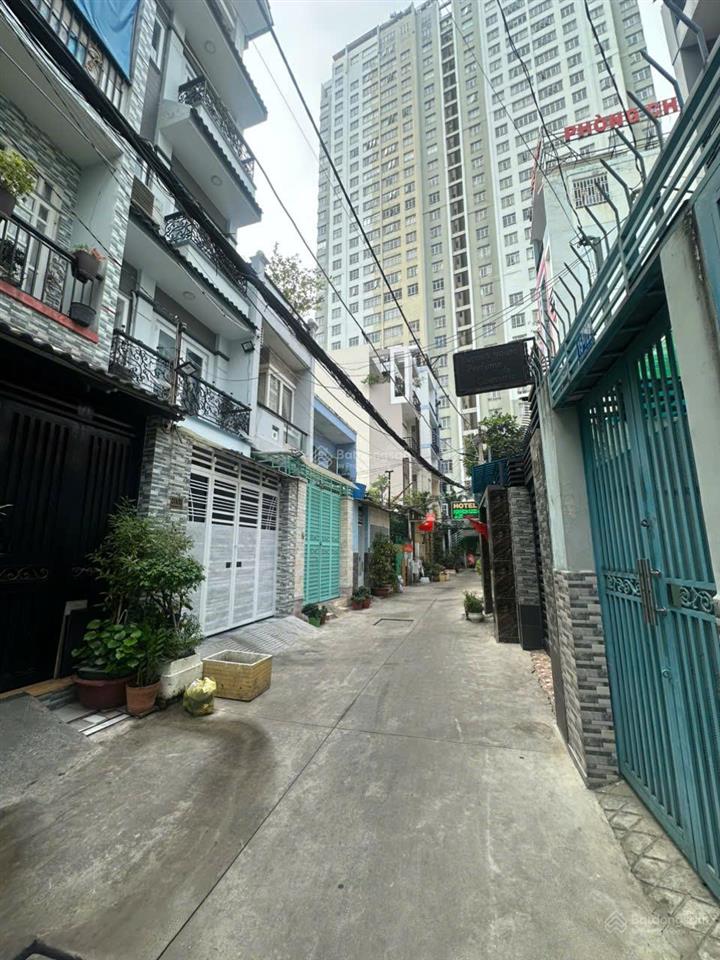 Bán nhà nát hẻm rộng| diện tích 51m2|hiện trạng có sẵn 2 tầng| hẻm 4m đường phú định
