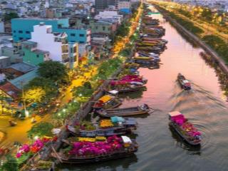 Hàng hiếm! nhà 2 mặt tiền sầm uất view sông, ngay lễ hội trên bến dưới thuyền quận 8