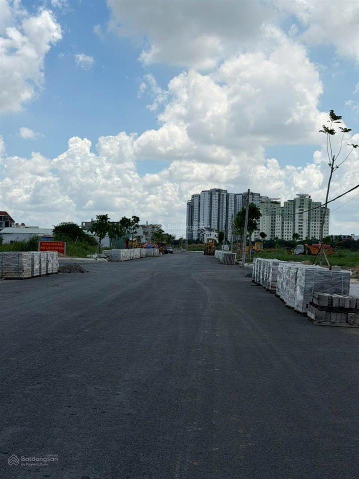 Hàng hiếm! nền đất mặt tiền đường chính khu 13a hồng quang, diện tích 5x20
