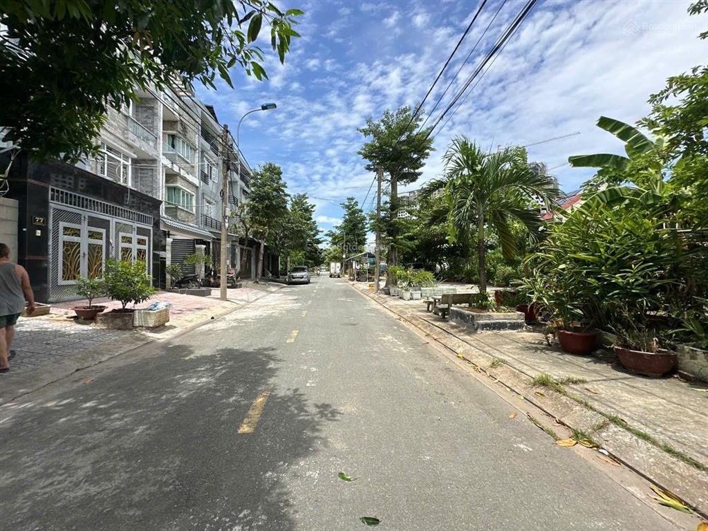 Bán nhà mới| ngang 5 x dài 24m| 4 tầng kiên cố| mặt tiền kdc phú lợi