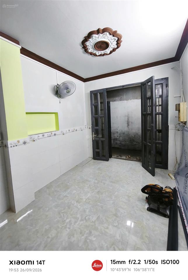 Nhà mới 3 tầng, 2 phòng ngủ, hẻm an ninh, sổ hồng riêng, đường bình đông quận 8