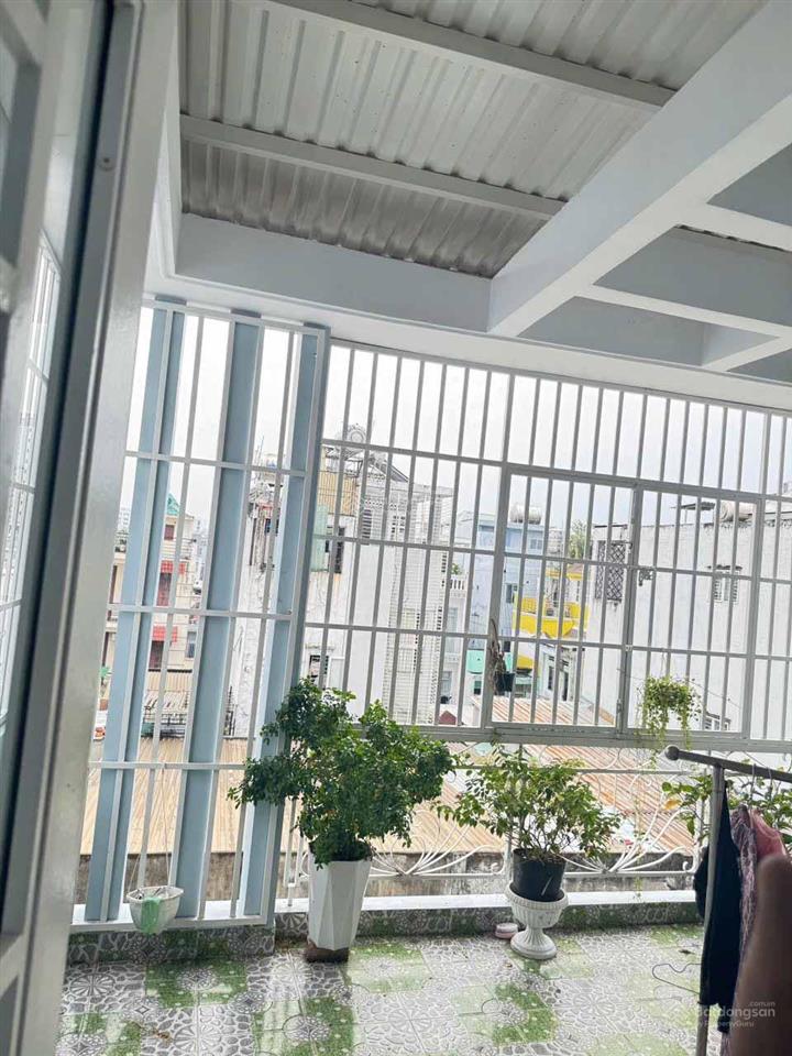 Nhà mới 41m2 vuông vức, 4 tầng, sổ riêng không bị quy hoạch, phạm thế hiển quận 8