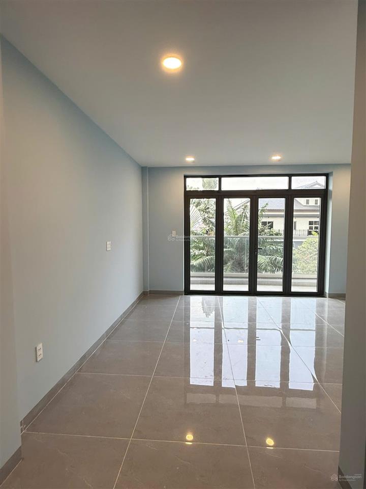 Nhà mặt tiền nội khu an dương vương, nhà mới 4 tầng, view công viên thoáng mát
