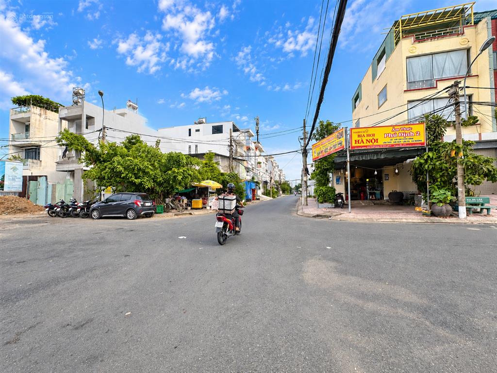 Bán gấp nền góc 266m2, vị trí đẹp gần cây xăng an dương vương, khu nhật minh
