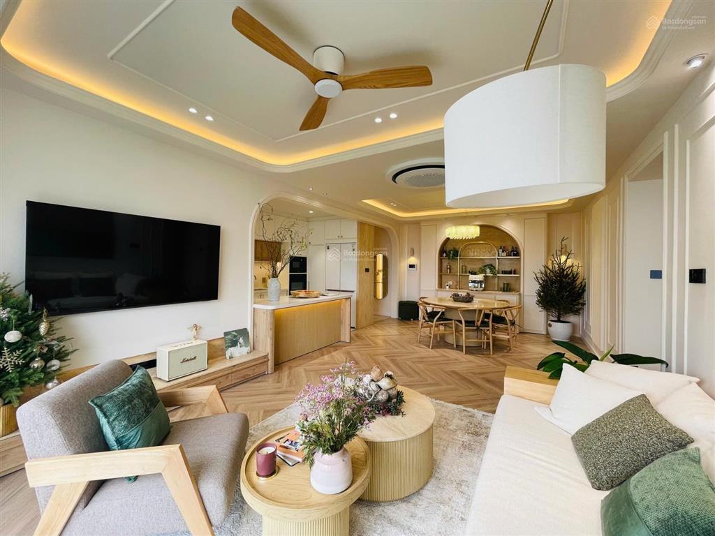 Bán lỗ gấp căn hộ 3pn riverpark pmh  căn góc view đẹp  sổ hồng sẵn.  thiện để xem nhà