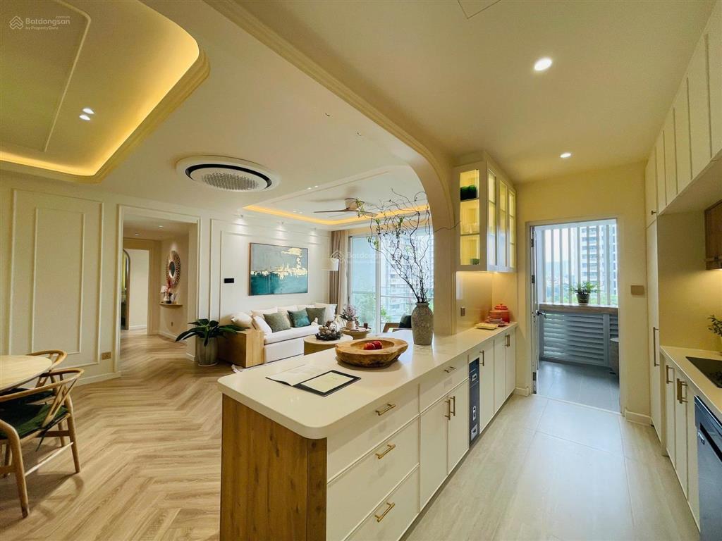 Bán lỗ gấp căn hộ 3pn riverpark pmh  căn góc view đẹp  sổ hồng sẵn.  thiện để xem nhà
