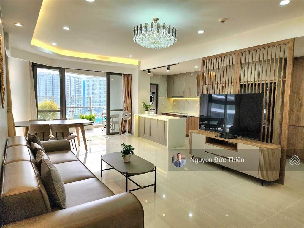 Bán lỗ gấp căn hộ 3pn riverpark pmh  căn góc view đẹp  sổ hồng sẵn.  thiện để xem nhà
