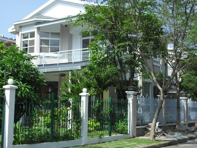 Biệt thự liền kề hưng thái phú mỹ hưng  7x18m  hướng nam  giá tốt 31 tỷ