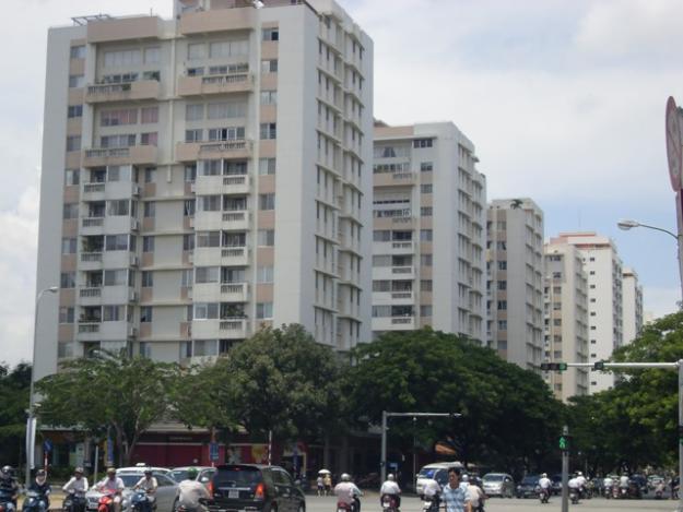 Bán penthouse duplex mỹ khánh 4  350m2, 4pn, sân vườn riêng. giá chỉ 22 tỷ