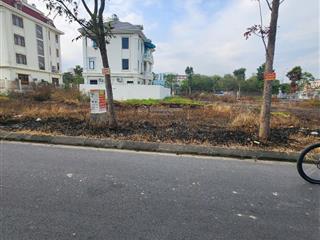 Bán lô áp góc gần vườn hoa, vuông vức kđt nam võ cường 347,5m2 view hồ vị trí trung tâm tiện đi lại