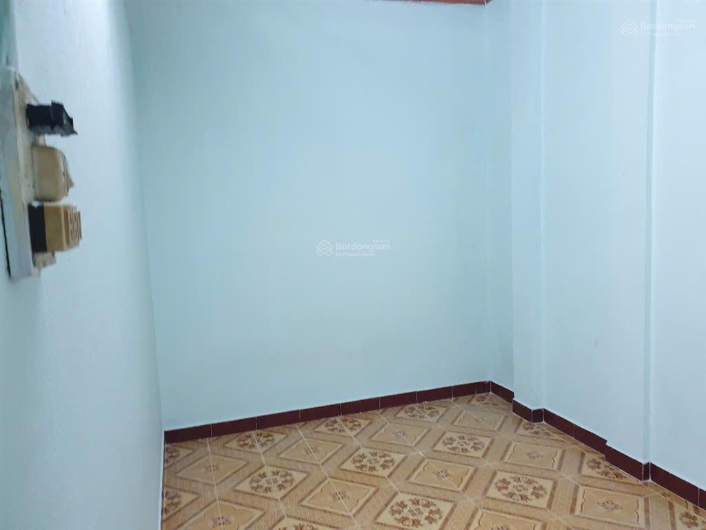 8 triệu  cho thuê nguyên căn hẻm 62 trương công định (chính chủ)