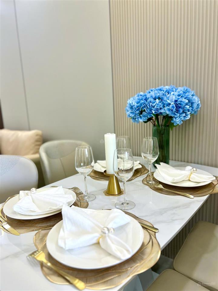 Chính chủ bán căn 1518 (tầng 15 căn 18)  toà oc1b giá 3,29 tỷ, nội thất mới hoàn toàn