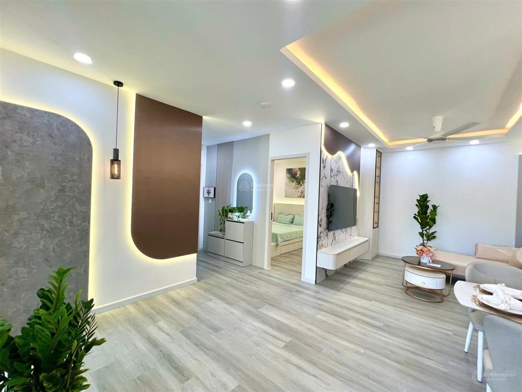 Chính chủ bán căn 1518 (tầng 15 căn 18)  toà oc1b giá 3,29 tỷ, nội thất mới hoàn toàn