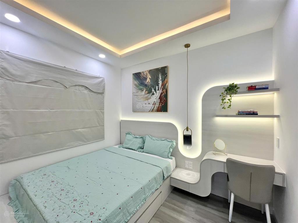 Chính chủ bán căn 1518 (tầng 15 căn 18)  toà oc1b giá 3,29 tỷ, nội thất mới hoàn toàn